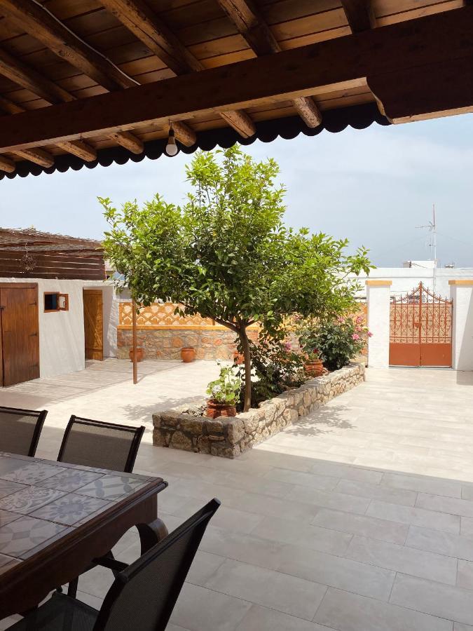 Archangelos Family House Экстерьер фото